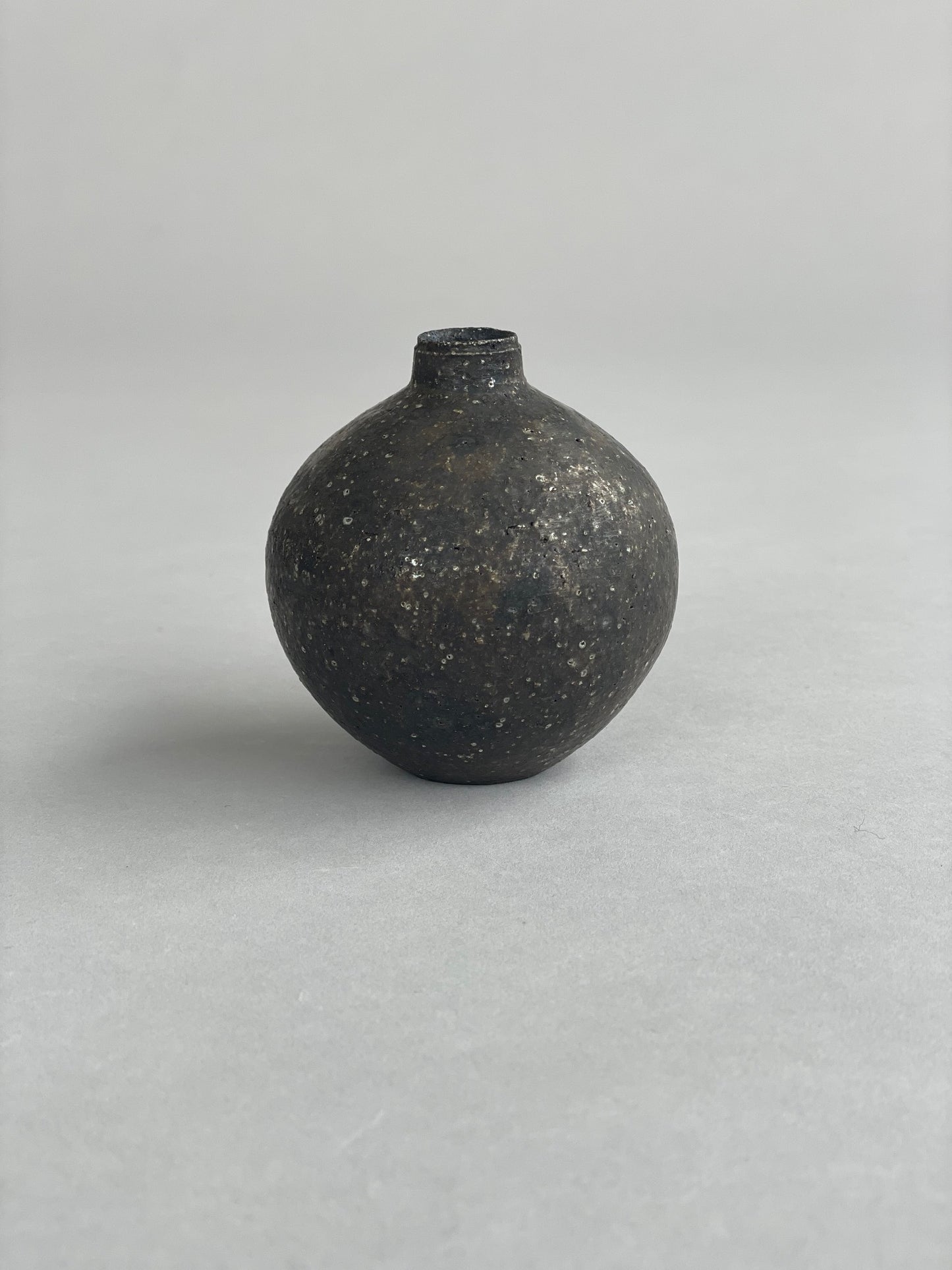 Bud Vase Textured Black