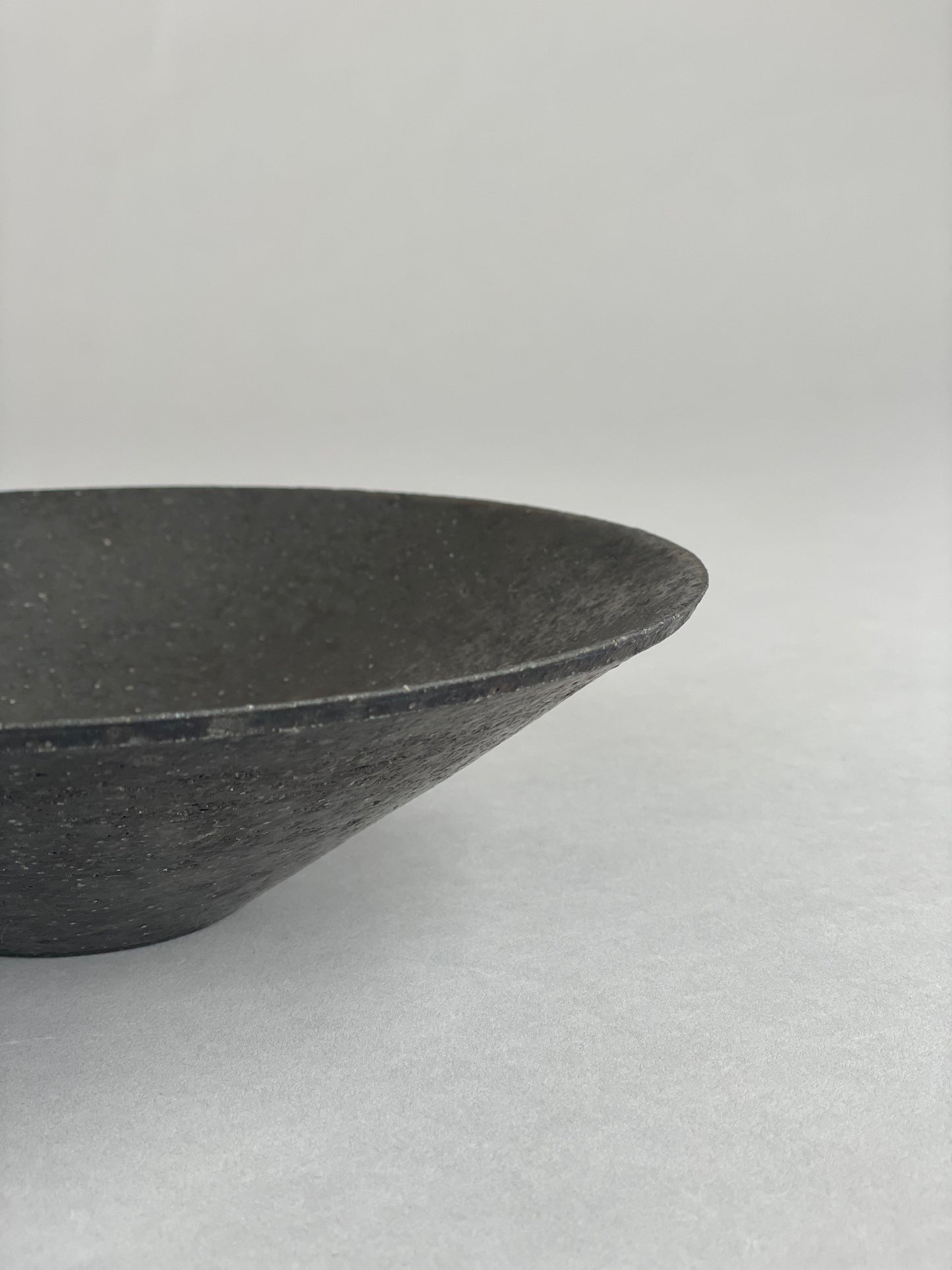 Wide Bowl Textured Black