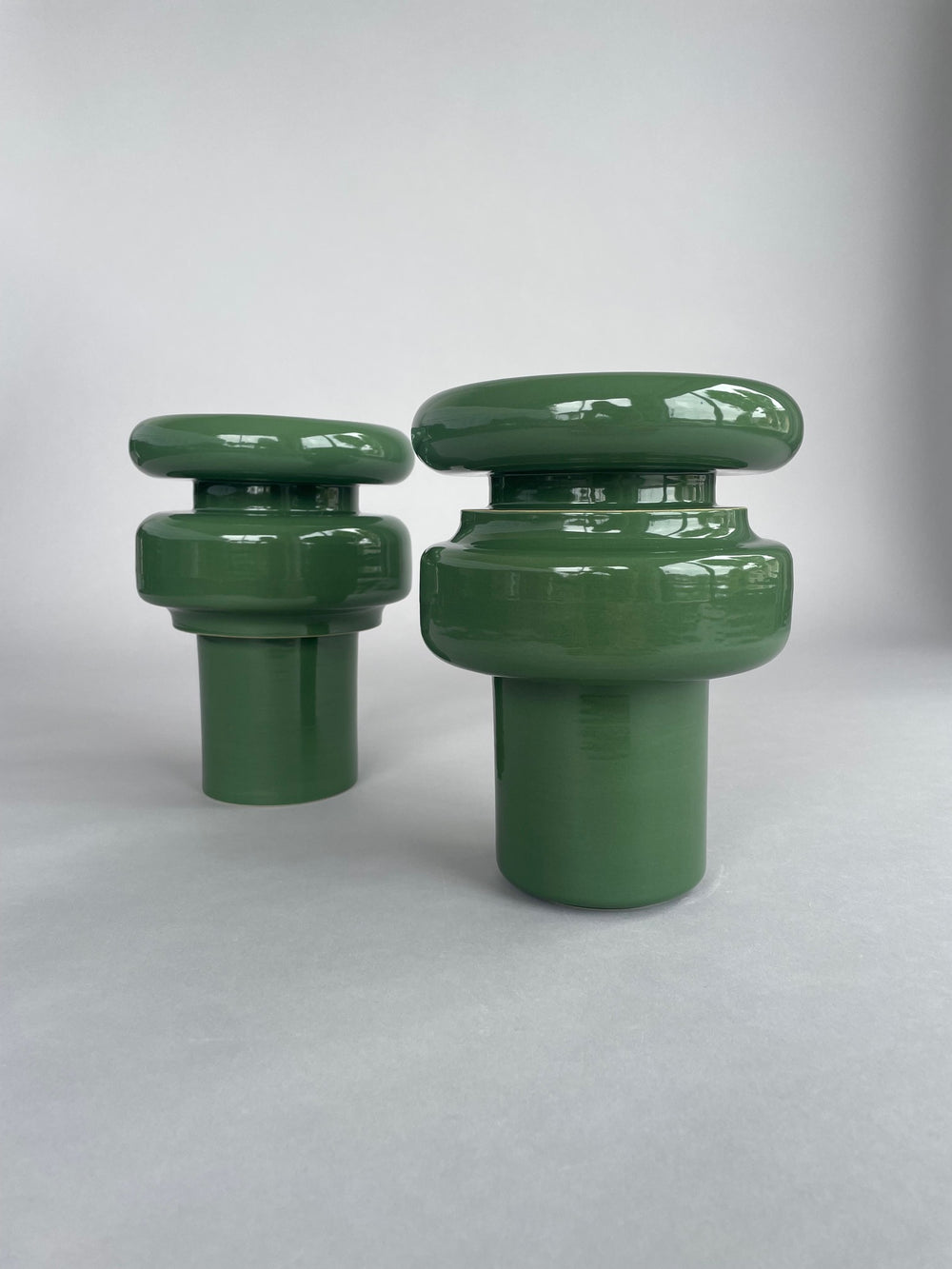 Mid-Century Vase Leaf Green