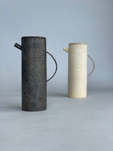Handmade water jug by ceramic artist Takashi Endo from Japan