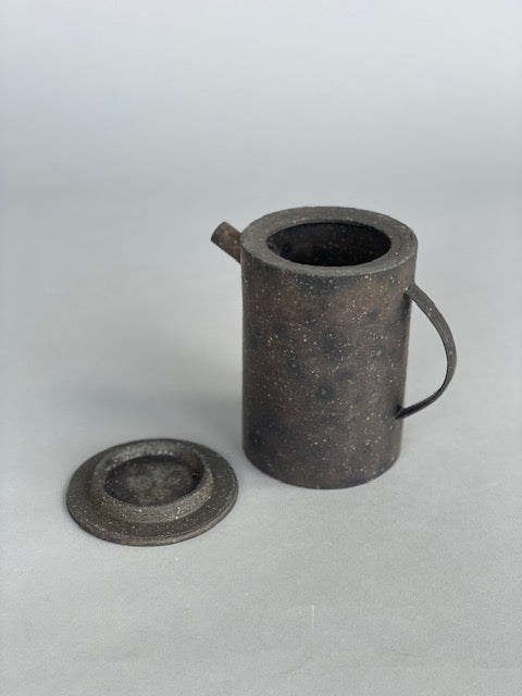 Handmade teapot by sort after potter Takashi Endo of Japan.